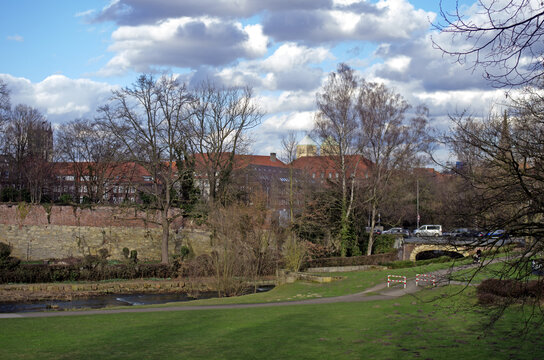 Stadtmauer M&uuml;nster mit Blick auf T&uuml;rme &Uuml;berwasserkiche Dom Lambertikirche