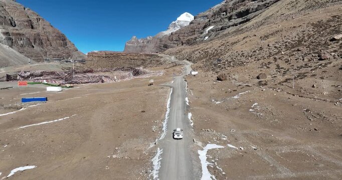 Drive offroad car to visit the mount Kailash in tibet, China