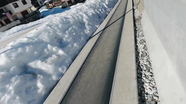 Italy, Limone Piemonte, February 26, 2026. 
Moving Walkway Transporting Skiers to Ski Lift in Alpine Winter Resort. Djundiet A.