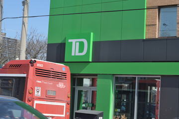 Naklejka premium exterior building and sign of TD Canada Trust Branch and ATM at 991 Pape Av, Toronto