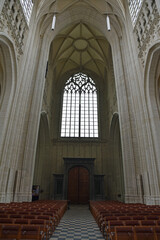 Obraz premium Voûtes&nbsp;gothiques&nbsp;de&nbsp;la&nbsp;cathédrale&nbsp;de&nbsp;Louvain.&nbsp;Belgique