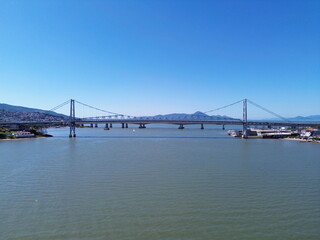 Obraz premium Hercílio Luz Bridge. Colombo Salles Bridge. Pedro Ivo Campos Bridge. Florianópolis, Santa Catarina, Brazil. Bridges, sea, ocean. 