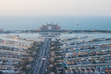 展望台から眺める人工島の風景