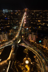 展望台から眺める人工島の夜景