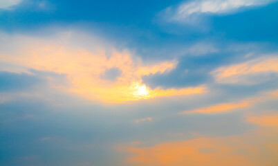 Fototapeta premium Gradient overlay blur sunset nature summer background cloud dramatic weather orange sky evening sunrise pastel color effect pattern abstract spring light beauty template yellow wallpaper.