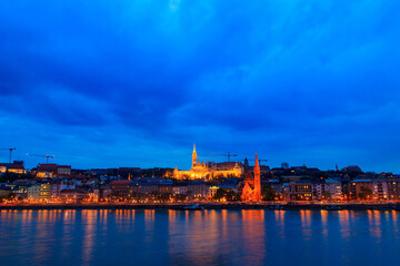 Naklejka premium Night cityscape of Budapest, Hungary