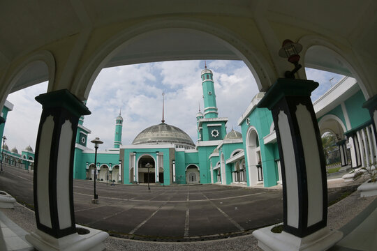 Baitul Hikmah Grand Mosque, Berau, Indonesia