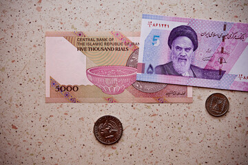 nowy szekel izraelski, dolar amerykański i iran, rial irański, banknoty i monety  © Marcin Łazarczyk