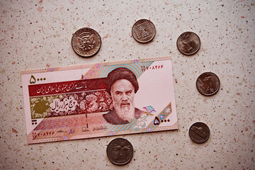 nowy szekel izraelski,dolar amerykański i rial irański, banknot i monety  © Marcin Łazarczyk