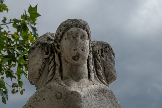 Statue of Ponte dei Quattro Capi in Rome, Italy