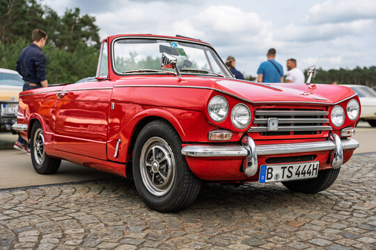 GERMANY, LINTHE &ndash; JUNE 08, 2025: Compact sports convertible Triumph Vitesse, 1966&ndash;1971. Die oldtimer show.