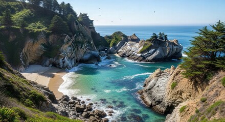 Obraz premium Scenic coastal cove with rocky cliffs, turquoise waters, and lush greenery