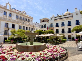 Plaza de las Flores de Estepona, town square with lots of flowers and plants in the middle of the old town of Estepona, Málaga, Andalusia, Spain © keBu.Medien