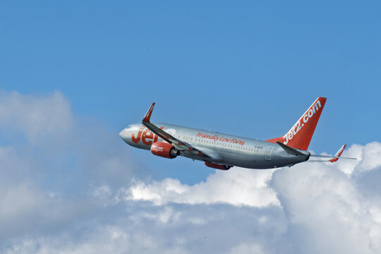 Geneva, Switzerland - februar 22, 2026 : sign and logo on a Boeing 737-36Q of  Jet2.com Limited, a British low-cost airline based at Leeds Bradford Airport take off from airport