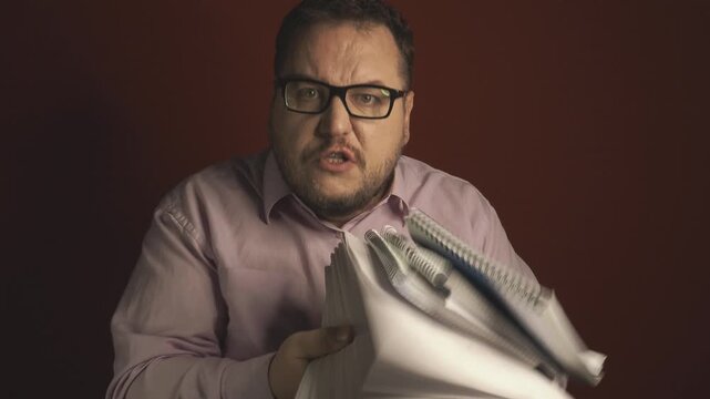 A man swears and argues with his interlocutor