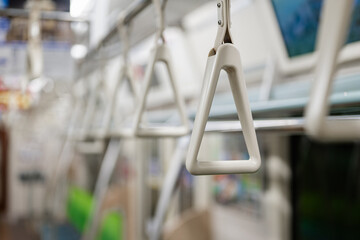 電車内の吊り革