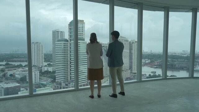 Business people discussing office lease