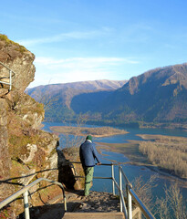 View of Columbia River Gorge from Beacon Rock trail in Southern Washington State. 