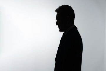ビジネス　男性　シルエット