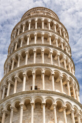 Fototapeta premium Exterior view of the Leaning Tower of Pisa in Cathedral Square