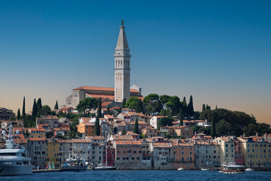 the splendid Rovinj overlooking the Adriatic Sea, one of the most beautiful places in Croatia