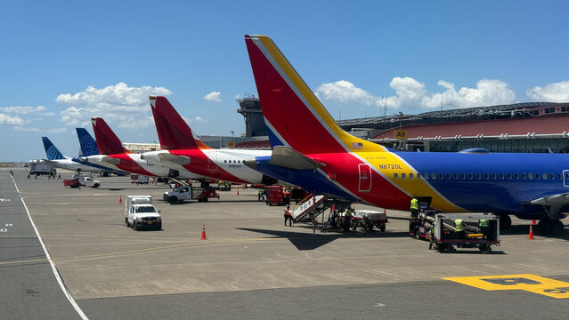  Juan Santamar&iacute;a International Airport (SJO), the primary gateway to Costa Rica