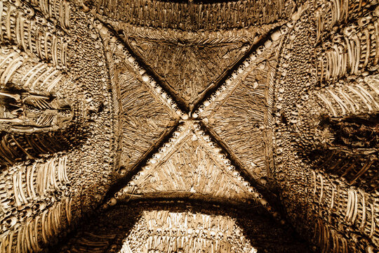 chapel of the rosary"Capela Dos Ossos",(capela das almas), church of Our Lady of Especta&ccedil;ao, 18th century, Campo Maior, La Raya, Alentejo, Portugal