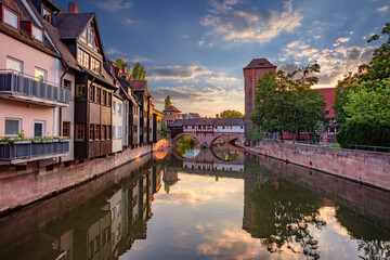 Obraz premium Nuremberg, Germany. Cityscape image of old town Nuremberg, Germany at spring sunset.