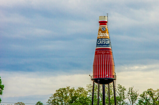 Collinsville, IL&mdash;May 15, 2018; Brooks Catsup Bottle water tower, a famous roadside landmark and Route 66 attraction in Collinsville, Illinois