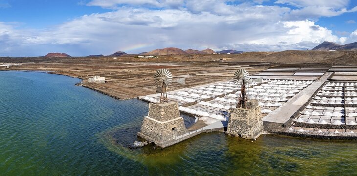 Salt mining plant, Salinas de Janubio with green Laguna de Janubio, near Yaiza, aerial view, Lanzarote, Canary Islands, Spain