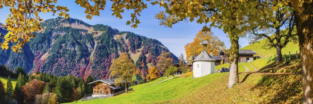 Gerstruben, a former mountain farming village in the Dietersbachtal valley near Oberstdorf, Allg&auml;u Alps, Allg&auml;u, Bavaria, Germany