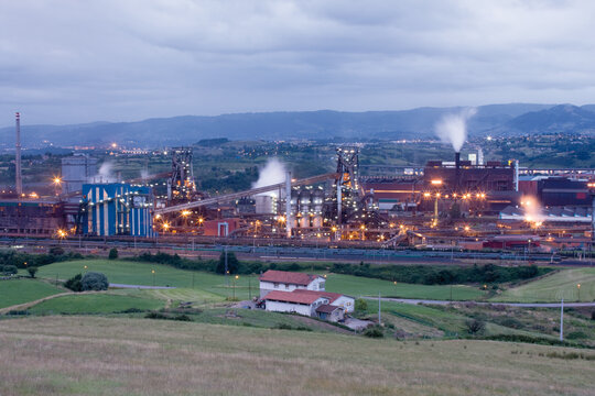 Planta de Arcelormital en Asturias Espa&ntilde;a