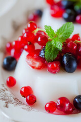 美肌・美容に嬉しいヘルシーな杏仁豆腐のデザート