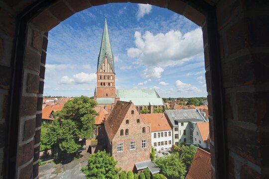 View of St. Johannis Church from the water tower, L&uuml;neburg, Lower Saxony, Germany