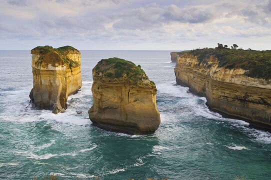 Loch Ard Gorge rock formation, Great Ocean Road, Port Campbell National Park, Australia