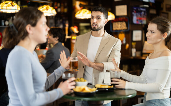 Man tries unsuccessfully to flirt with women