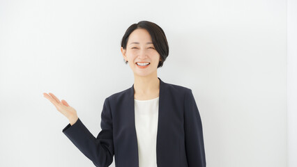 ビジネス　女性