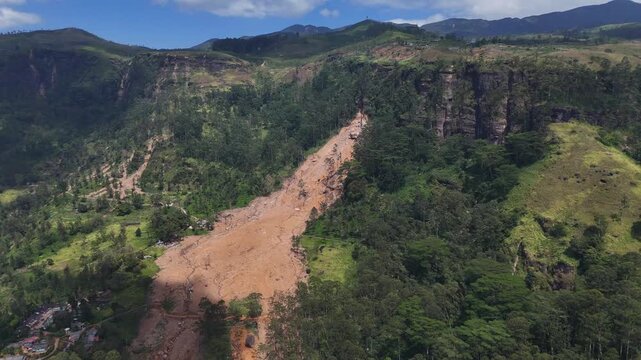 Drone footage capturing the large-scale landslide damage in Ramboda after Cyclone Ditwah | Captured surrounding mountain and green tress