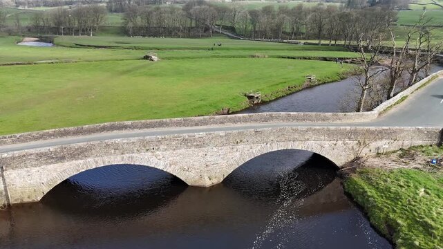 Hawes bridge