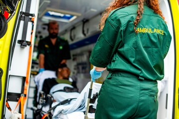 Emergency medical response scene. © Rawpixel.com