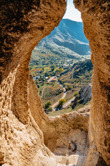 View on the Kura river valley from the cave dwelling of the rock-hewn monastery of Vardzia in the south of Georgia © Pernelle Voyage