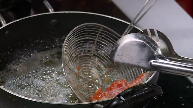 Frying Basket Removing Mozzarella