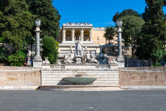 Fontana della Dea di Roma in Piazza del Popolo (People's Square) in Rome, Italy. Architecture and landmark of Rome. Cityscape of Rome.