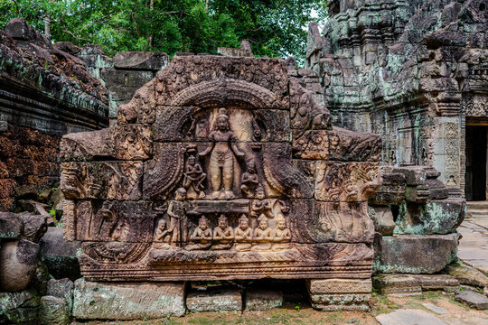 Ancient bas relief carving at Banteay Samre temple in Angkor