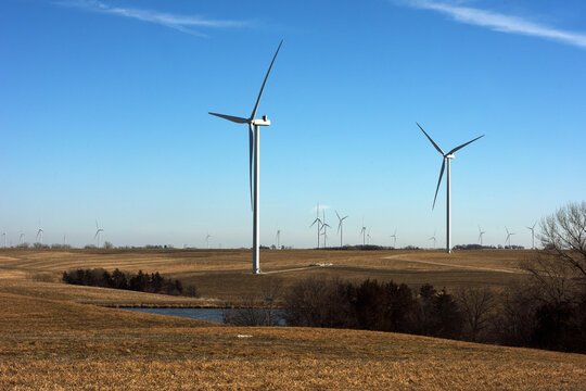Wind Turbines in Lucas County, Iowa