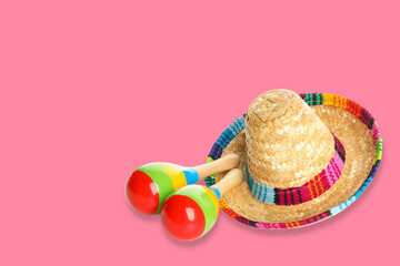 Obraz premium Colorful hat and maracas show the fun of Cinco de Mayo