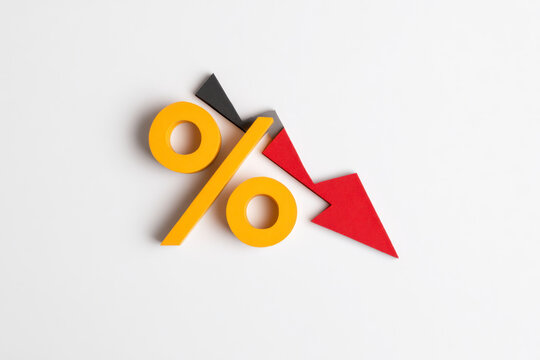 Percent symbol with red downward arrow illustrating financial decline, decreasing rates, loss, inflation impact and negative market movement.