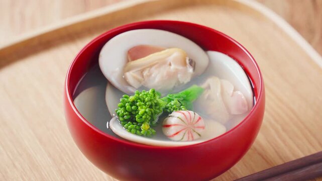 蛤のお吸い物 菜の花添え 春のすまし汁