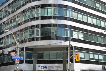 Obraz premium exterior building facade and sign of Chartered Professional Accountants of Canada, 145 King St W, Toronto