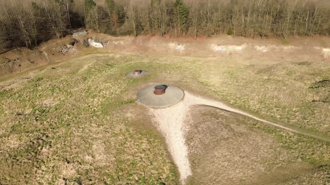 Vue a&eacute;rienne du Fort de Douaumont, champ de bataille de Verdun, France